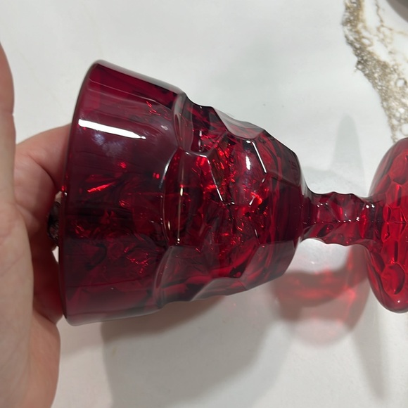 Vintage L.E Smith ruby-red glass pedestal,lidded candy dish tall 91/4 x4” wide - Picture 7 of 11